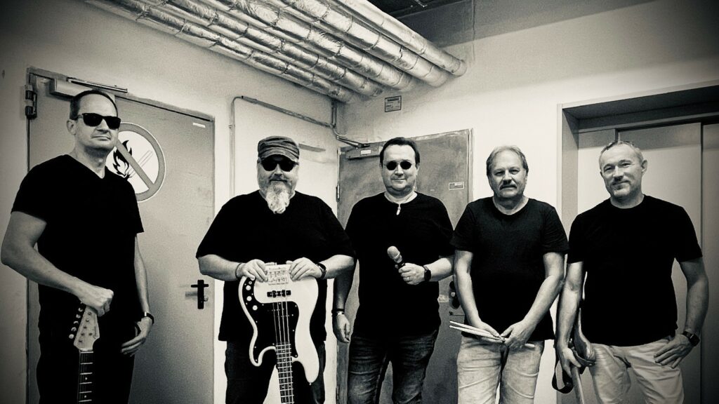 Blue Sonic Band - LIVE